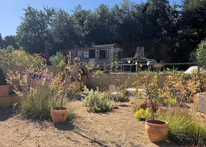 Luxury, Rural Shepherds Hut With Hot Tub Nr Bath בריסטול
